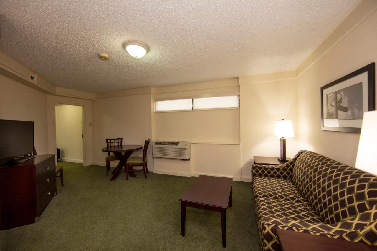 Holiday Inn Athens - University Area Екстер'єр фото