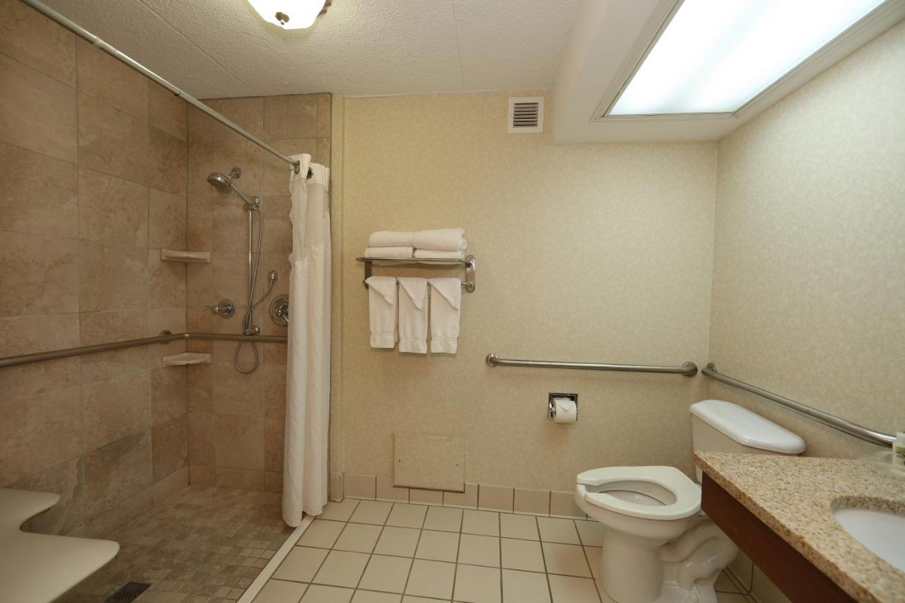 Holiday Inn Athens - University Area Екстер'єр фото